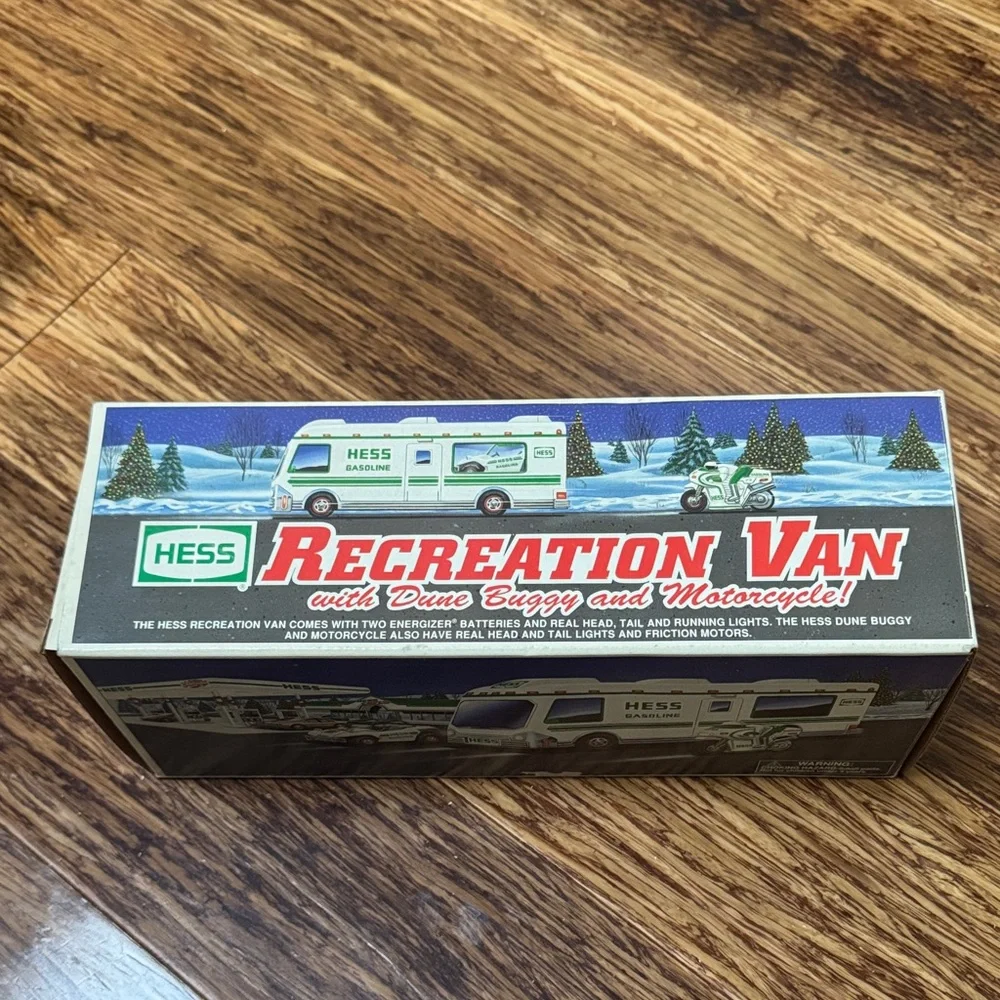 Vintage Hess 1998 Recreation Van with Dune Buggy and Motorcycle collectible NIB